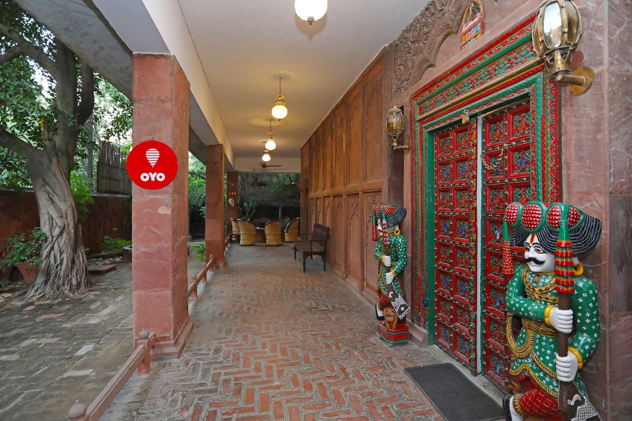 Oyo 1427 Hotel Malhar Haveli 诺伊达 外观 照片